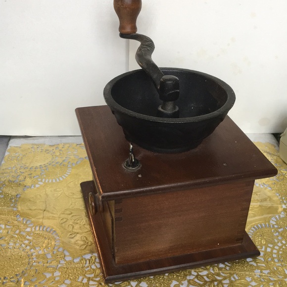 Coffee Mill/Grinder - Picture 3 of 7